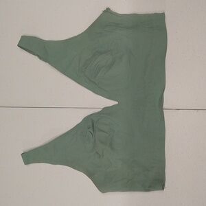 Auden Bralette Size XS 32B 34A Triangle Bra V Cut. Green